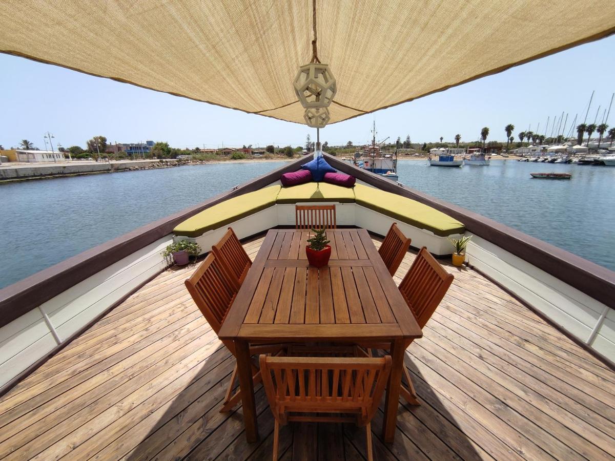 Pillirina House-Boat Hotel Marzamemi Exterior photo