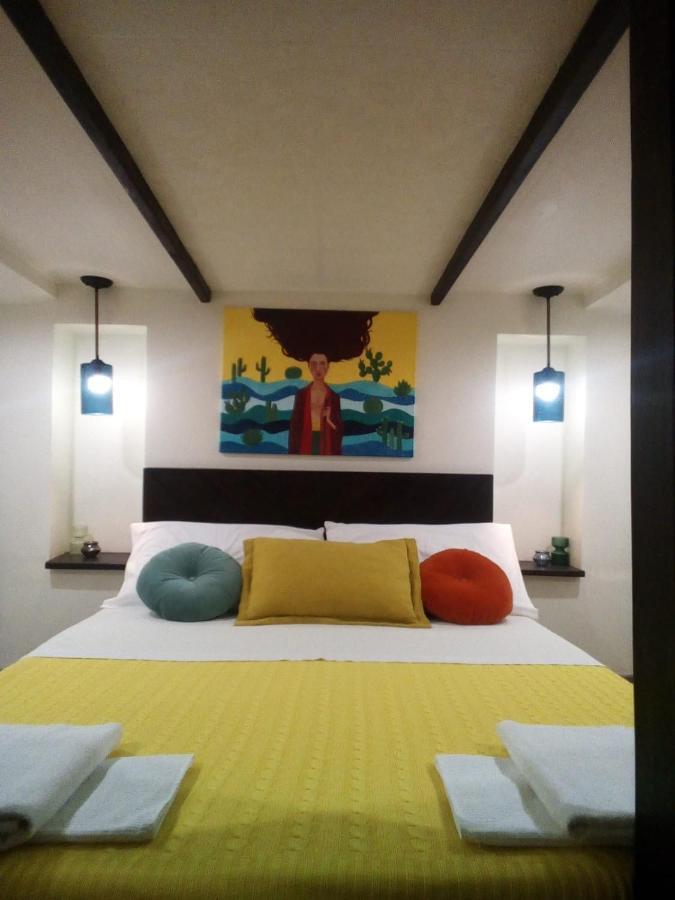 Pillirina House-Boat Hotel Marzamemi Exterior photo